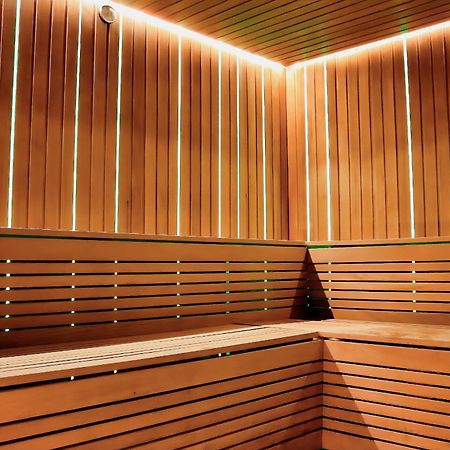 Deo Plaza Premium Apartments & Spa Гданьск Экстерьер фото